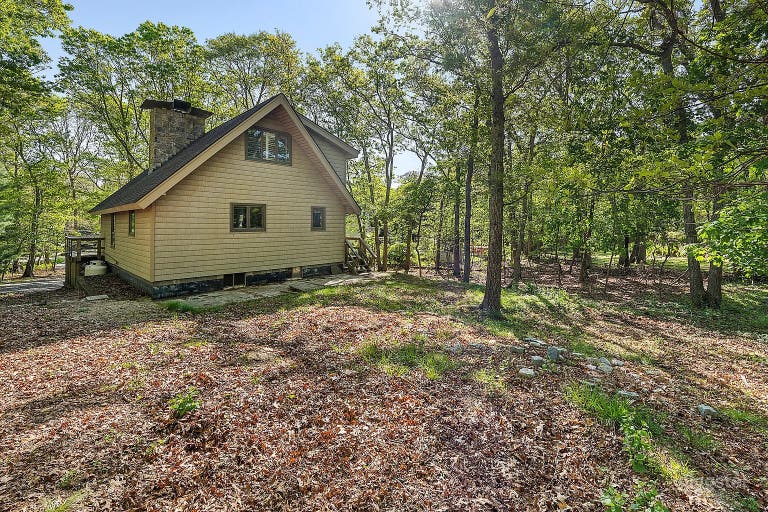  Rustic 1970s Cabin in the East Hampton Woods 