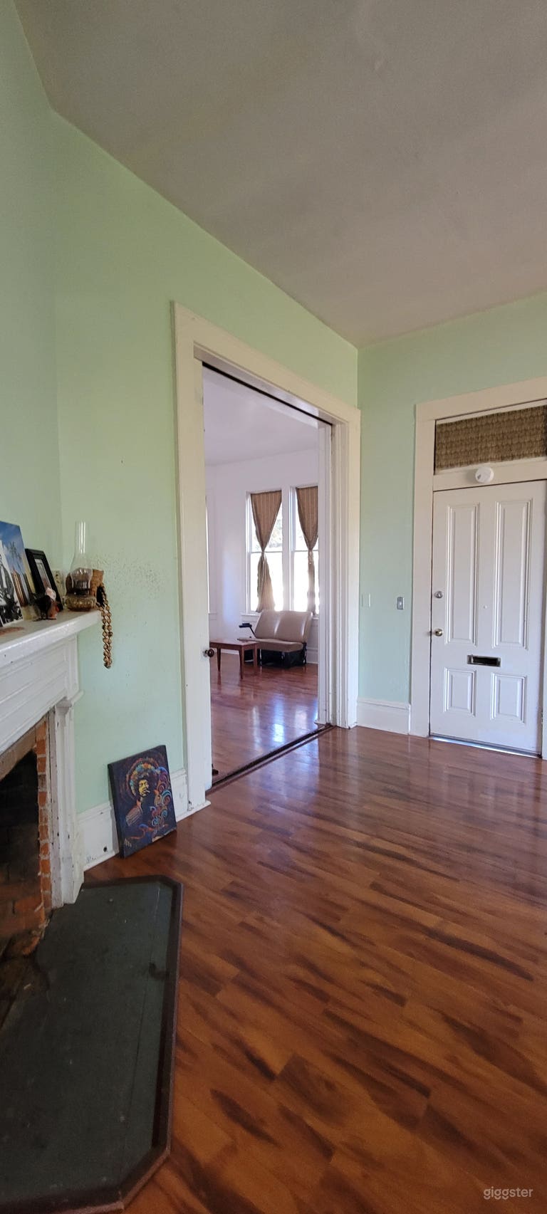  Victorian Gem ~ Old world charm with magic light 