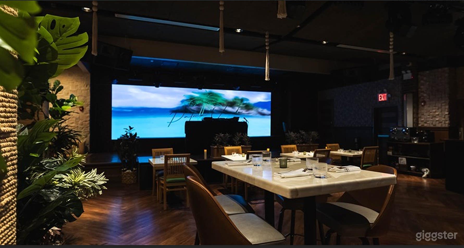 A Tropical Oasis in the Heart of Times Square Photo 2