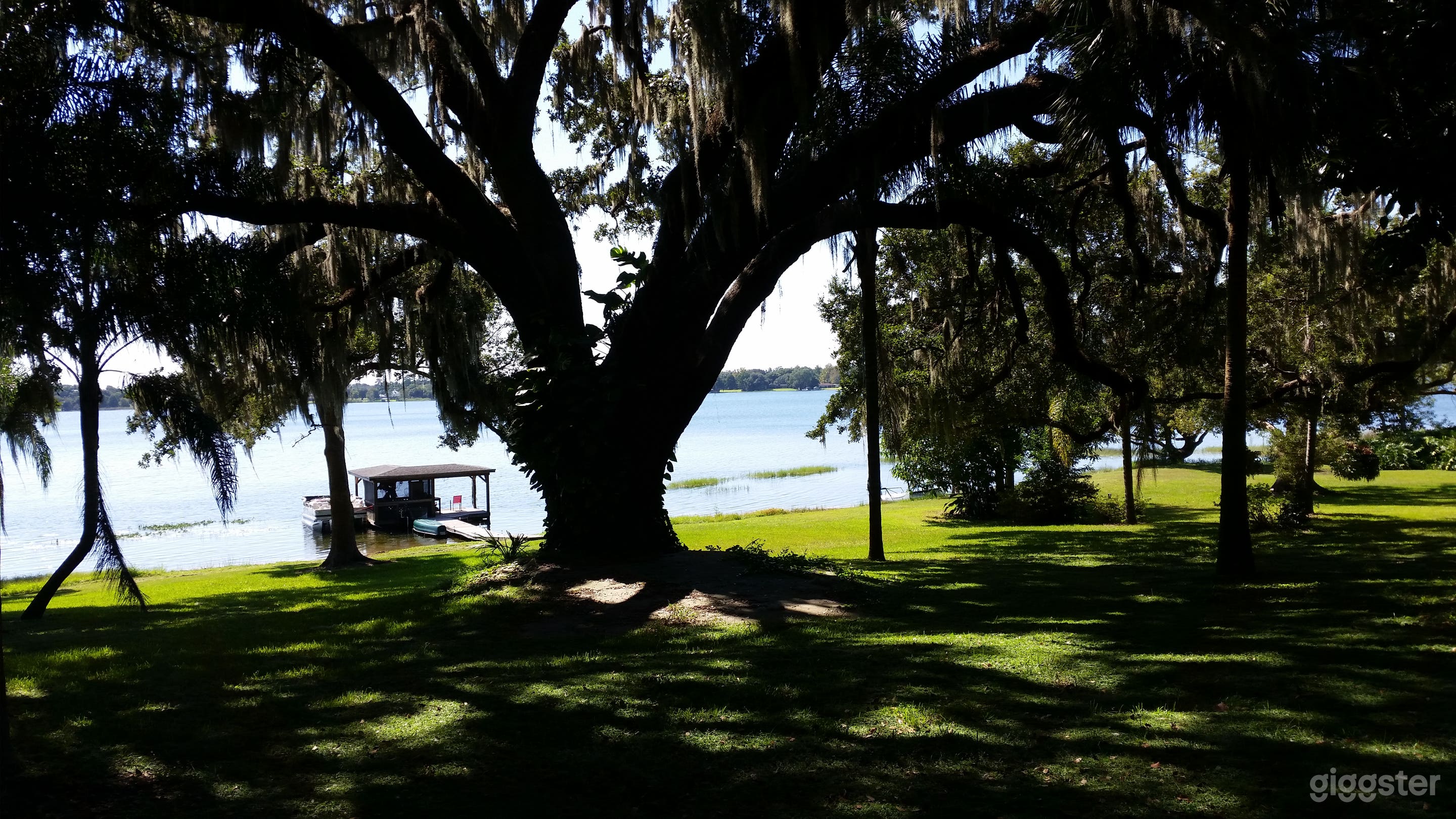 300 feet of lake front property with old growth oaks.
