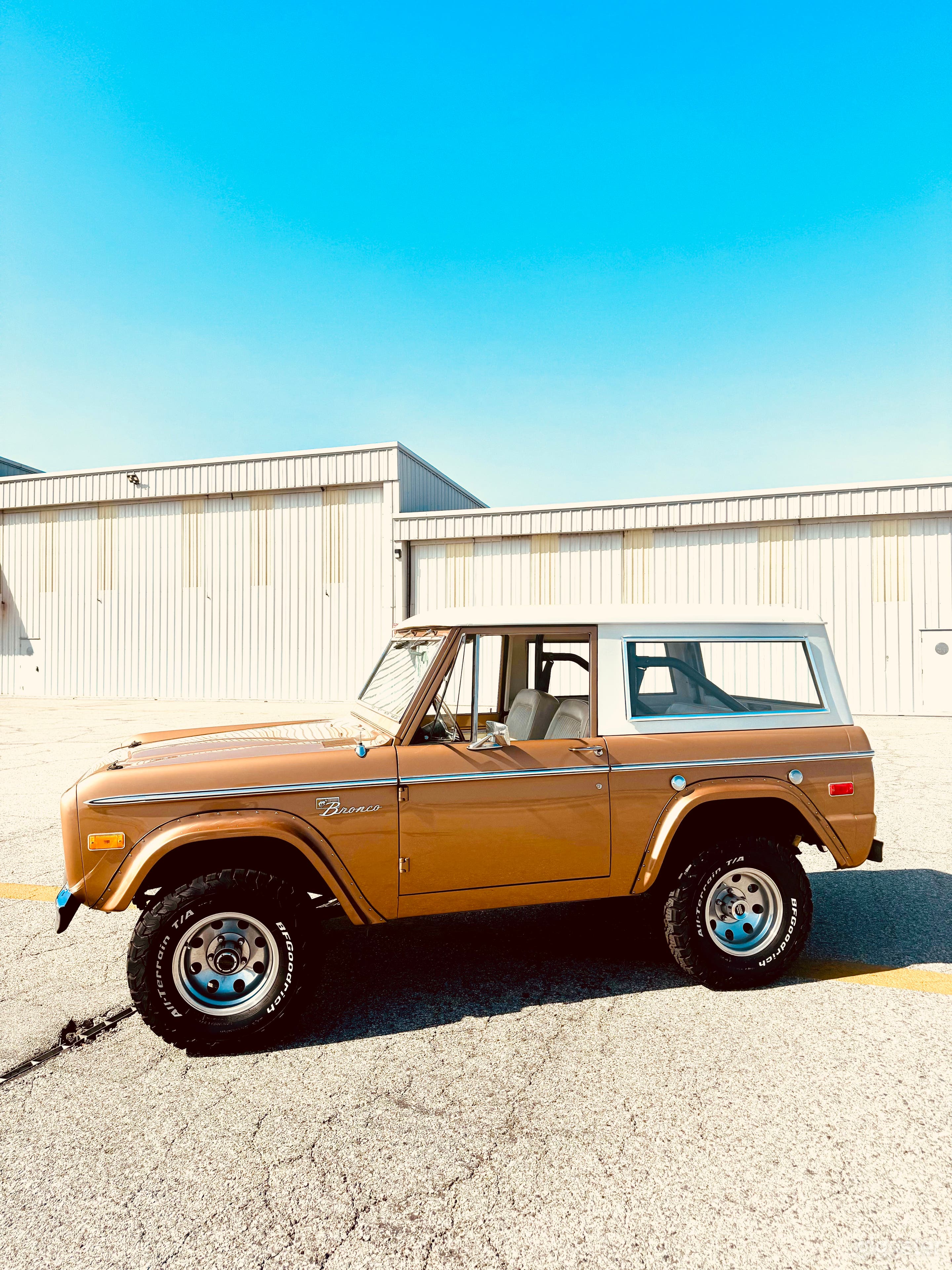 1972 Ford Bronco Photo 3