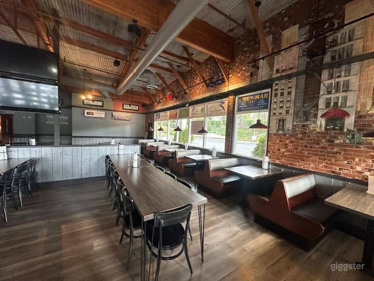  Industrial Pizzeria Shop 