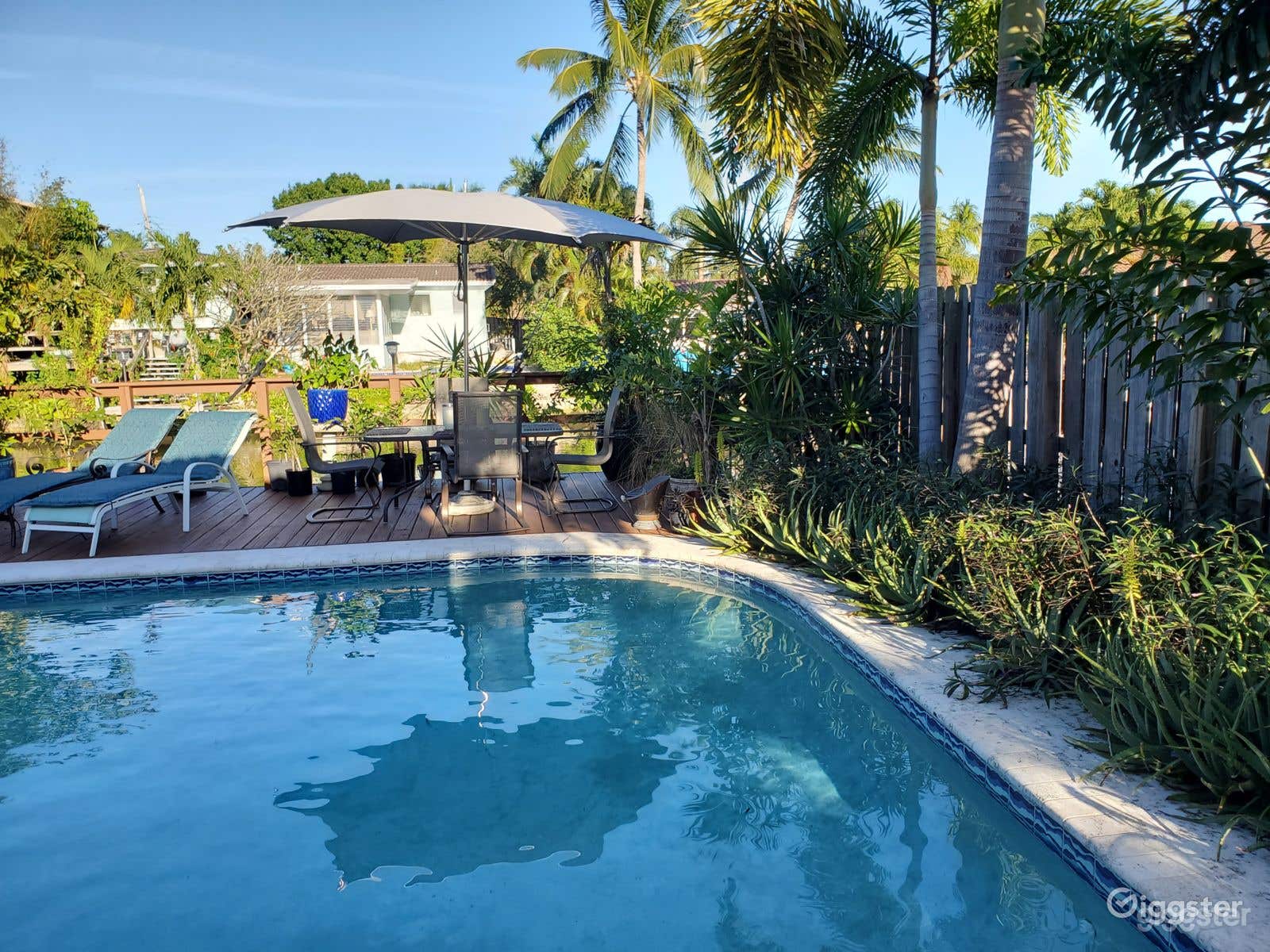 East Fort Lauderdale Ocean Access Pool Photo 4