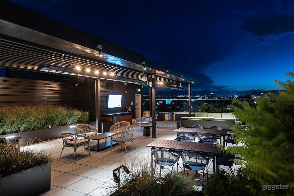 Stunning Rooftop Lounge w/ Views of the Rockies Photo 2