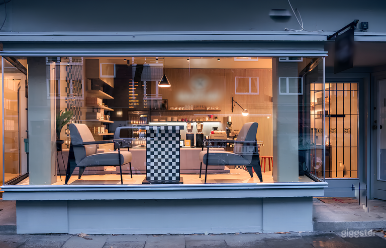 Specialty Espresso Bar mit Deli-Klassikern wie Babka und Reu 