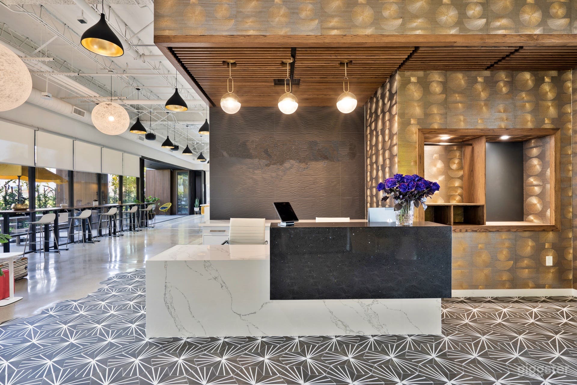 8 Person Meeting/Conference Room Photo 4