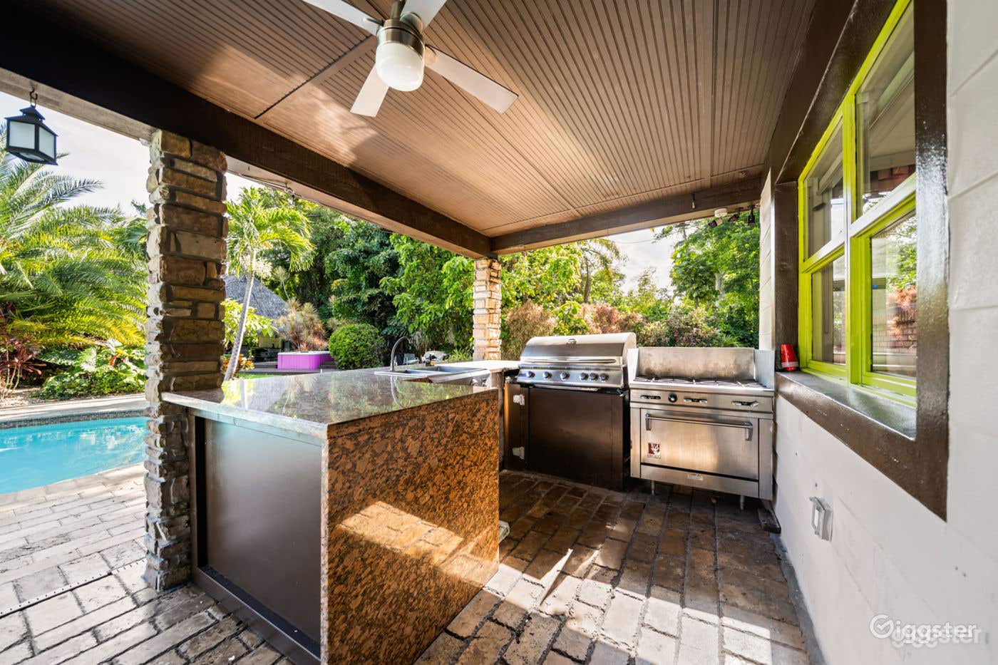 SERENE OASIS OF LUXURY: VILLA BLOCKCHAIN/POOL Photo 4