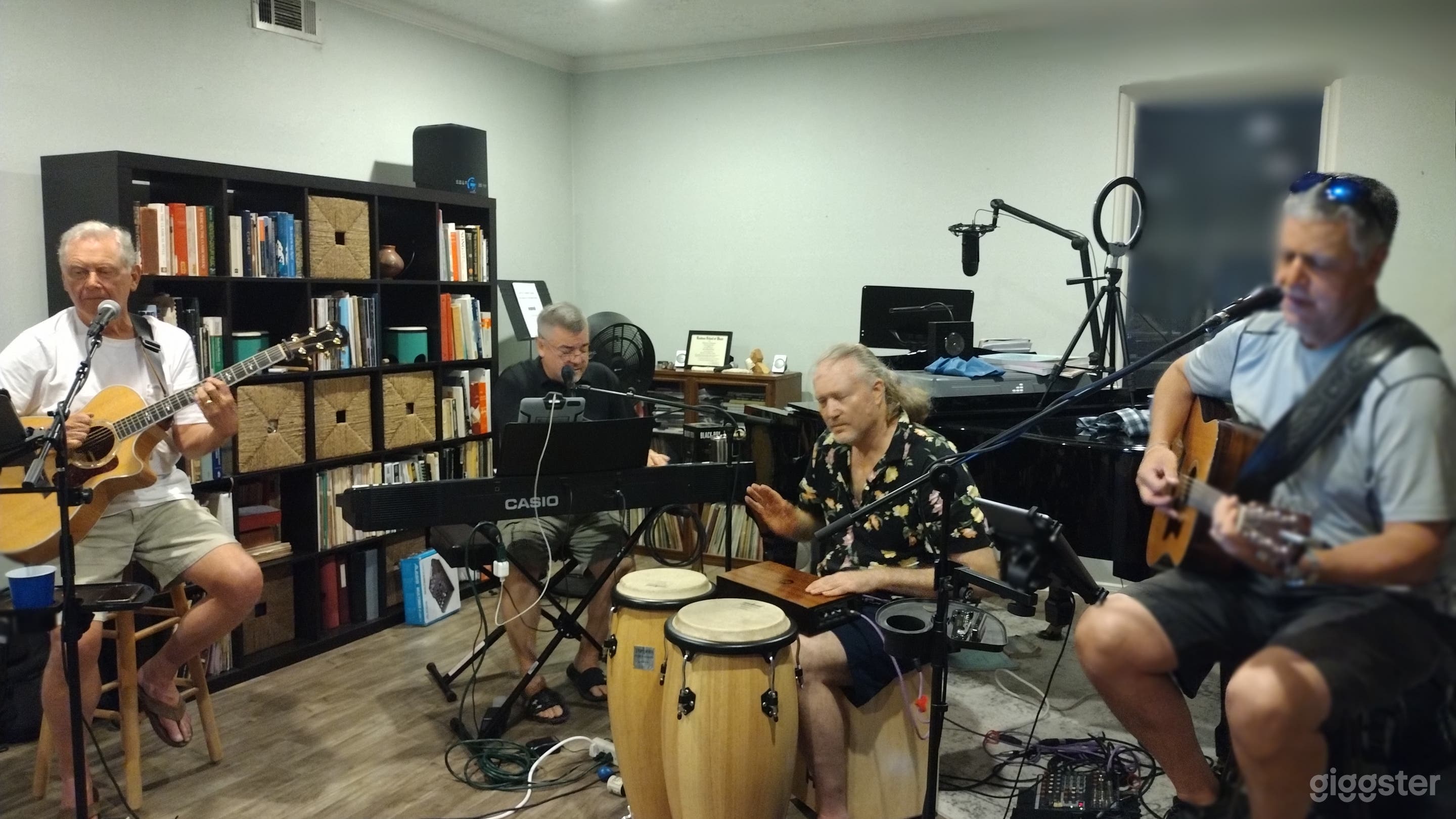 20'x 20' Live Room for full band recording and tracking