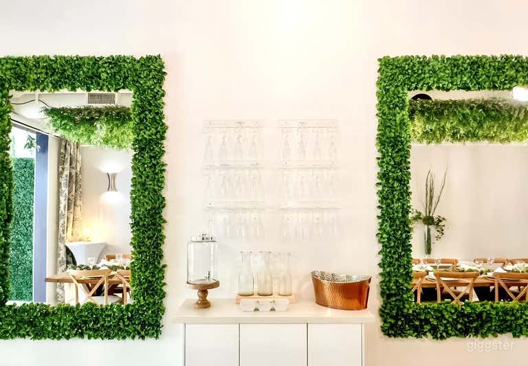  Chic Elegant Parisian-Style Venue for Events 