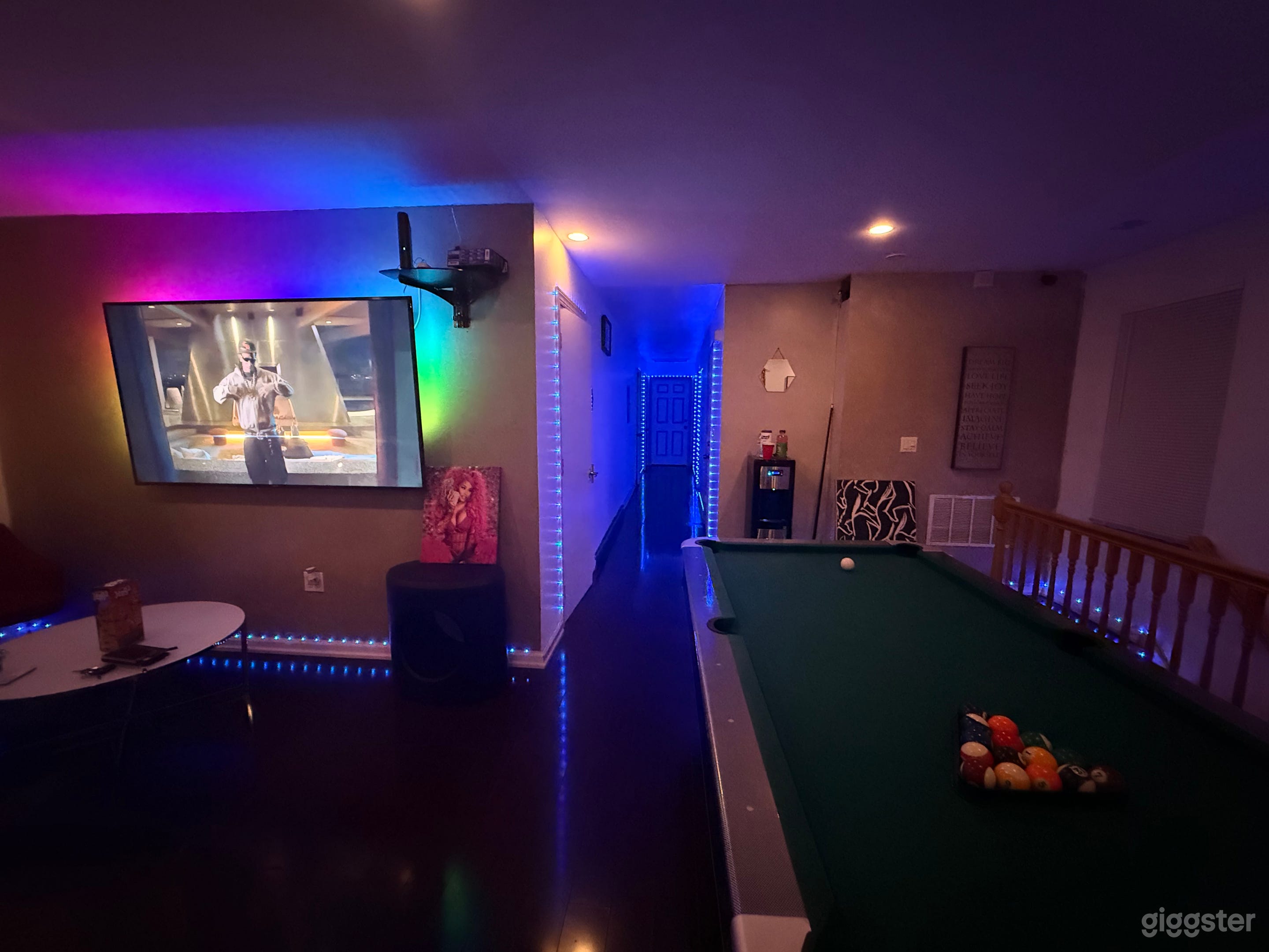 Luxurious Content House Photo 4