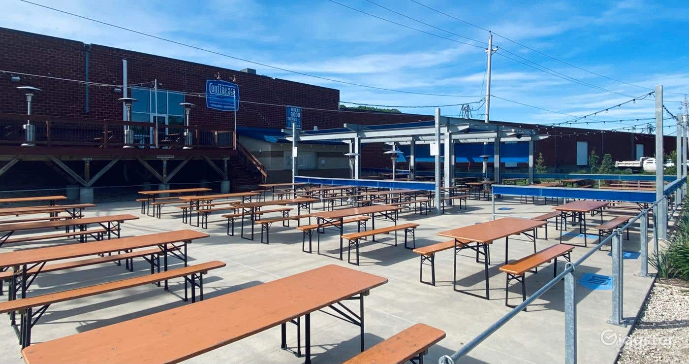 Spacious Outdoor Beer Garden Photo 1