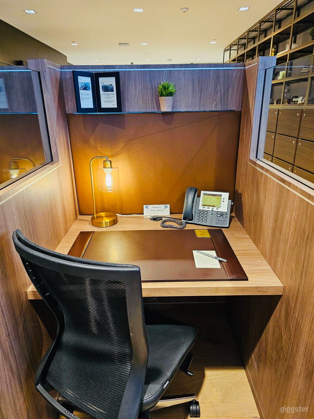 Office Cubicles Photo 2