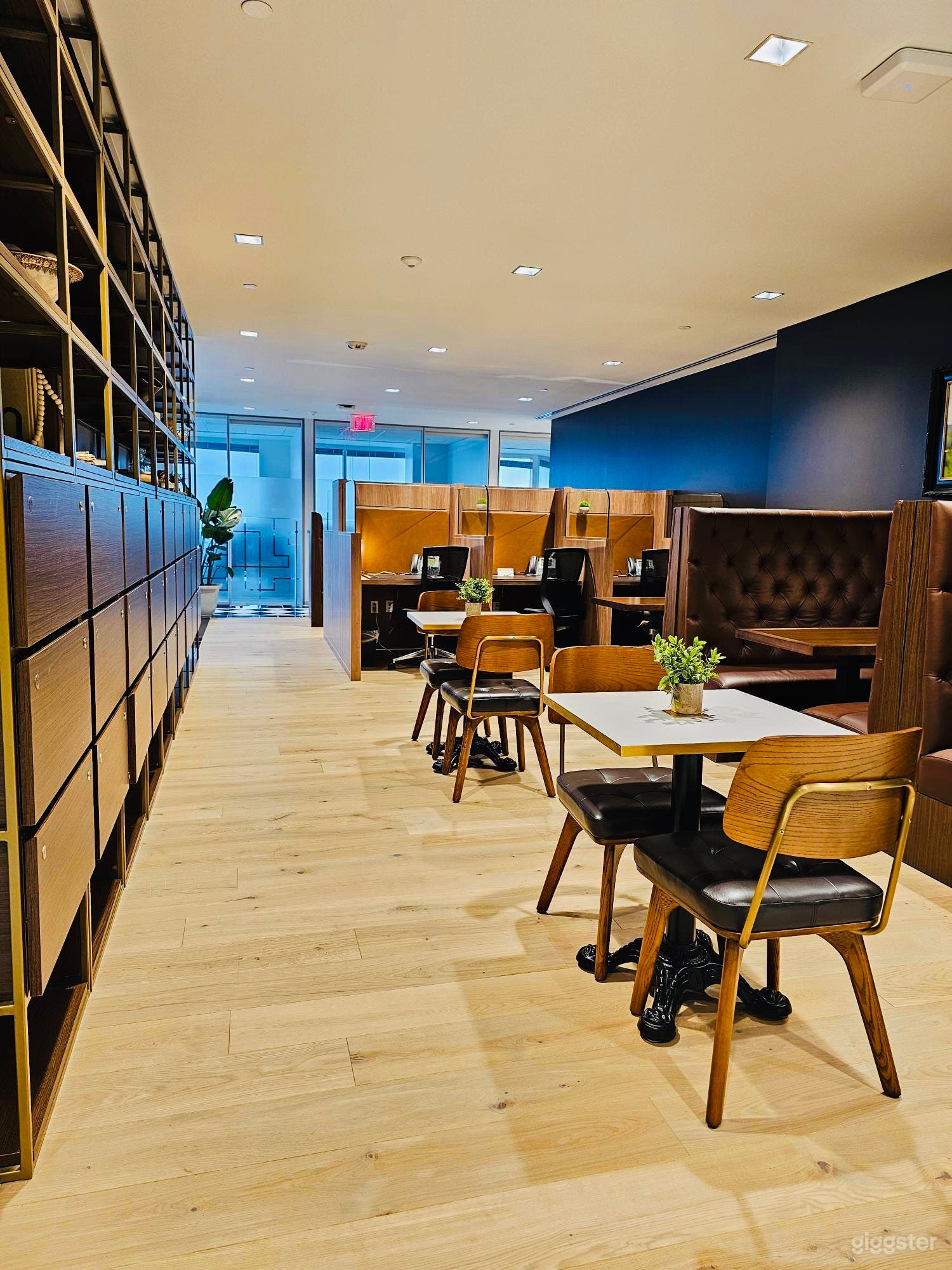 Office Cubicles Photo 1