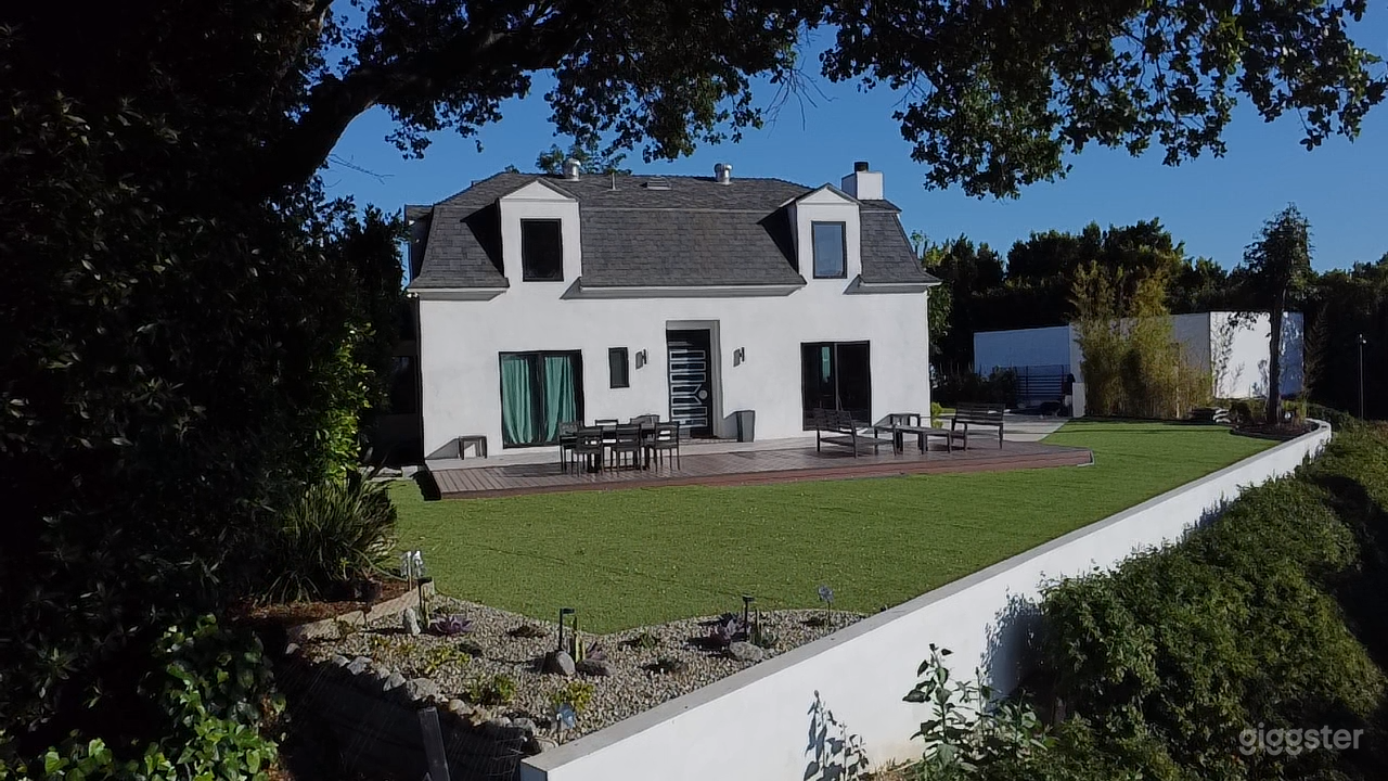 Ocean View Hilltop Estate Photo 1