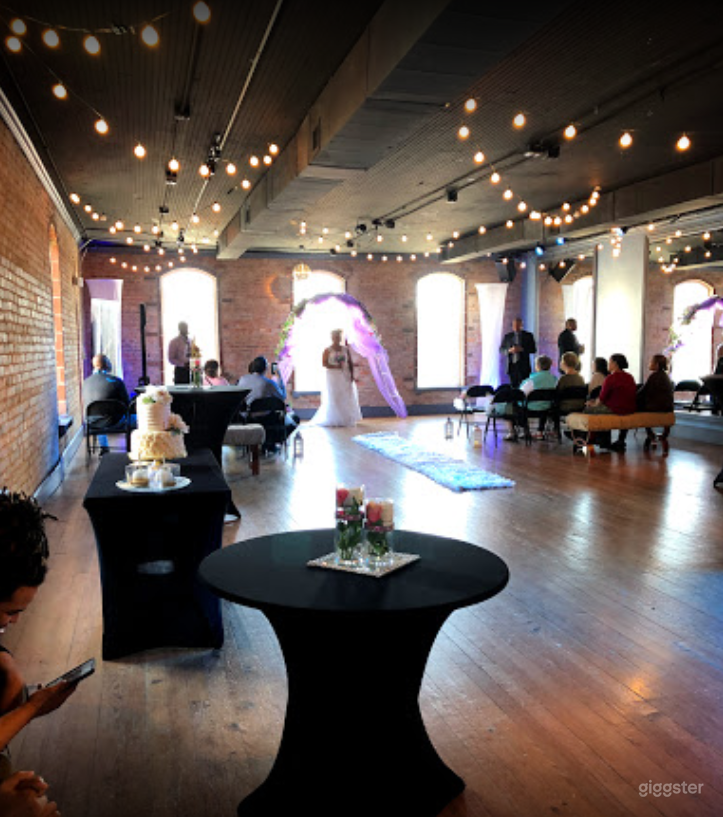 Open and Wide Ballroom 2nd Floor Space Available Photo 4