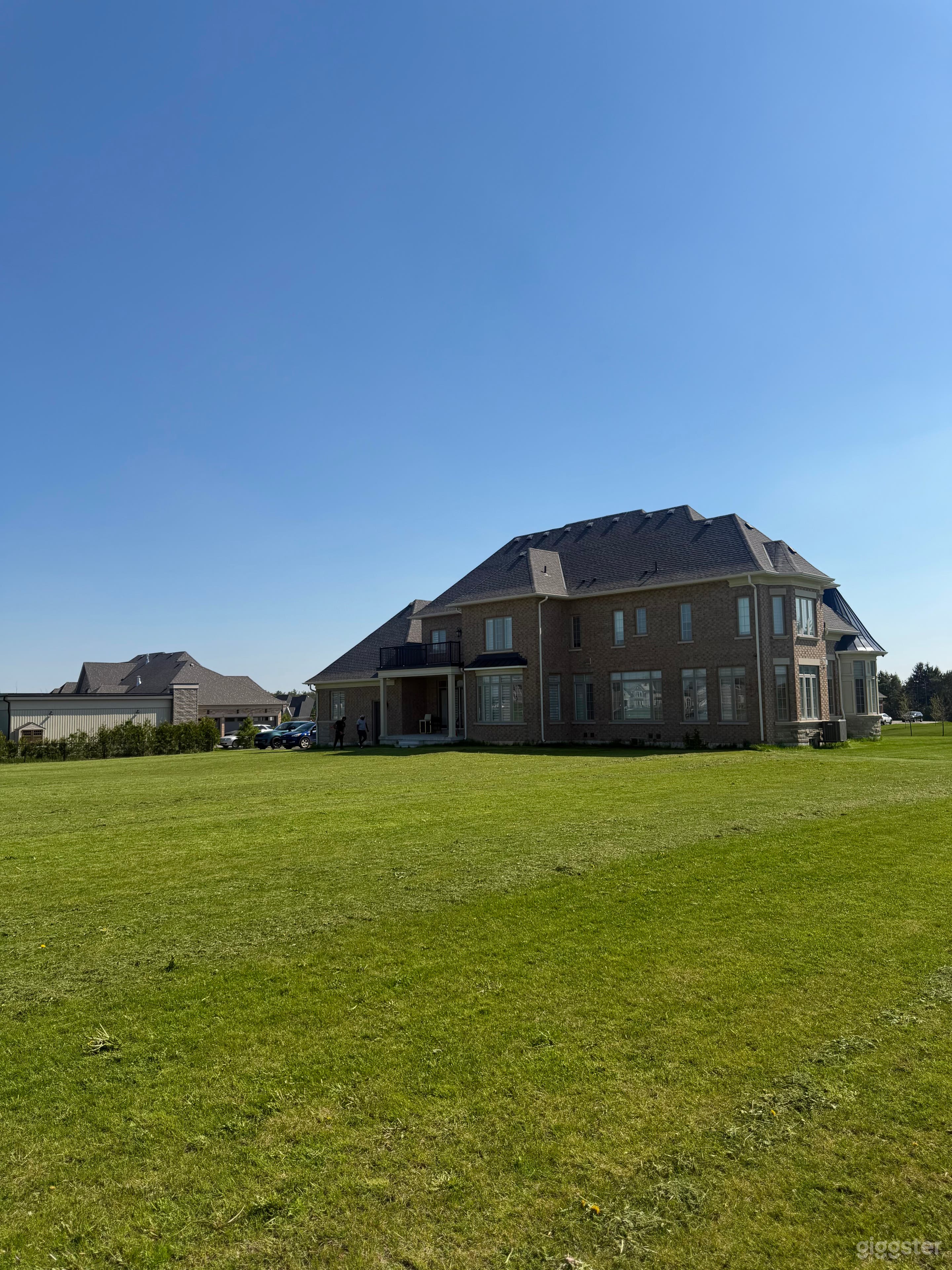Cinematic Stone Estate | Private 2.5-Acre Lot | 5,000 Sq Ft Photo 2
