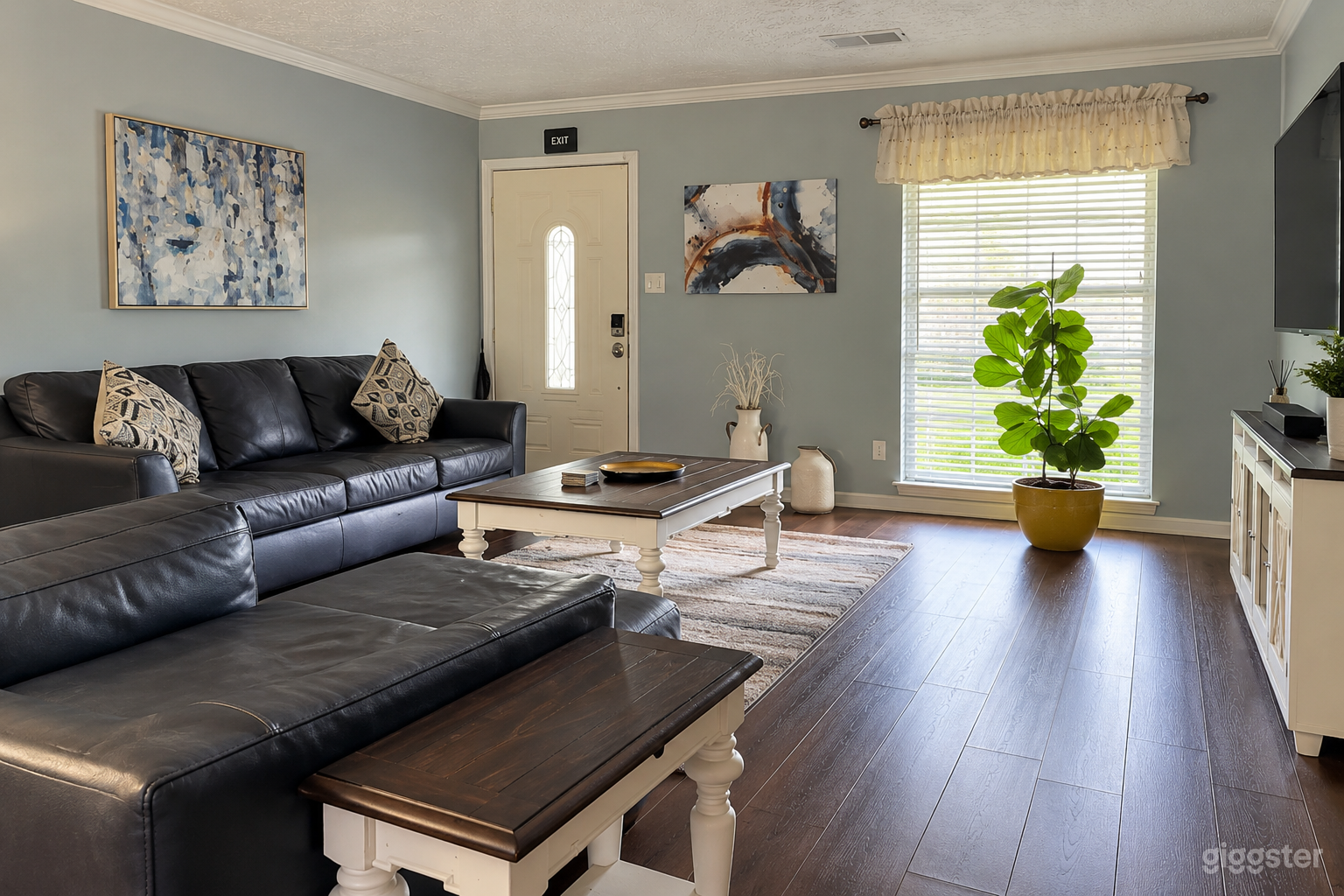 Luxury Retreat & Event Space Photo 1