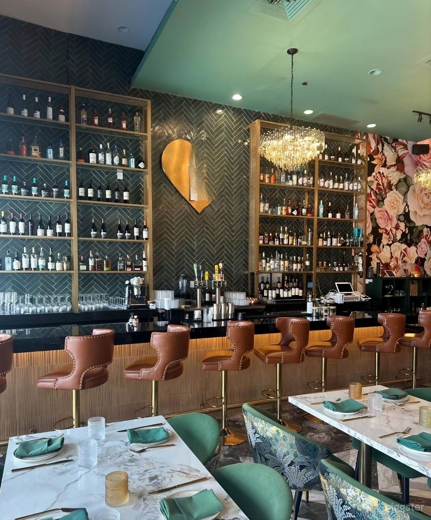 European Gastrobar with Outdoor & Private Lounge Photo 3