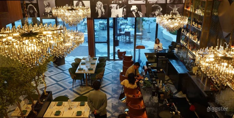  European Gastrobar with Outdoor & Private Lounge 