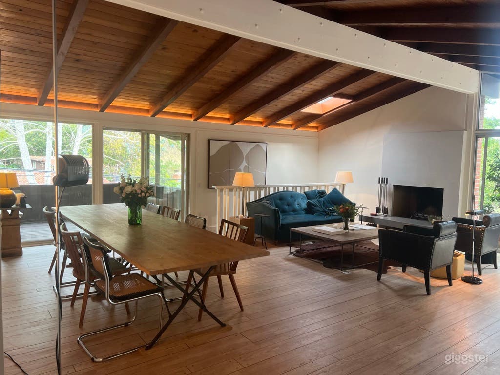 Perfect Mid Century Modern Home Beverly Hills Photo 3