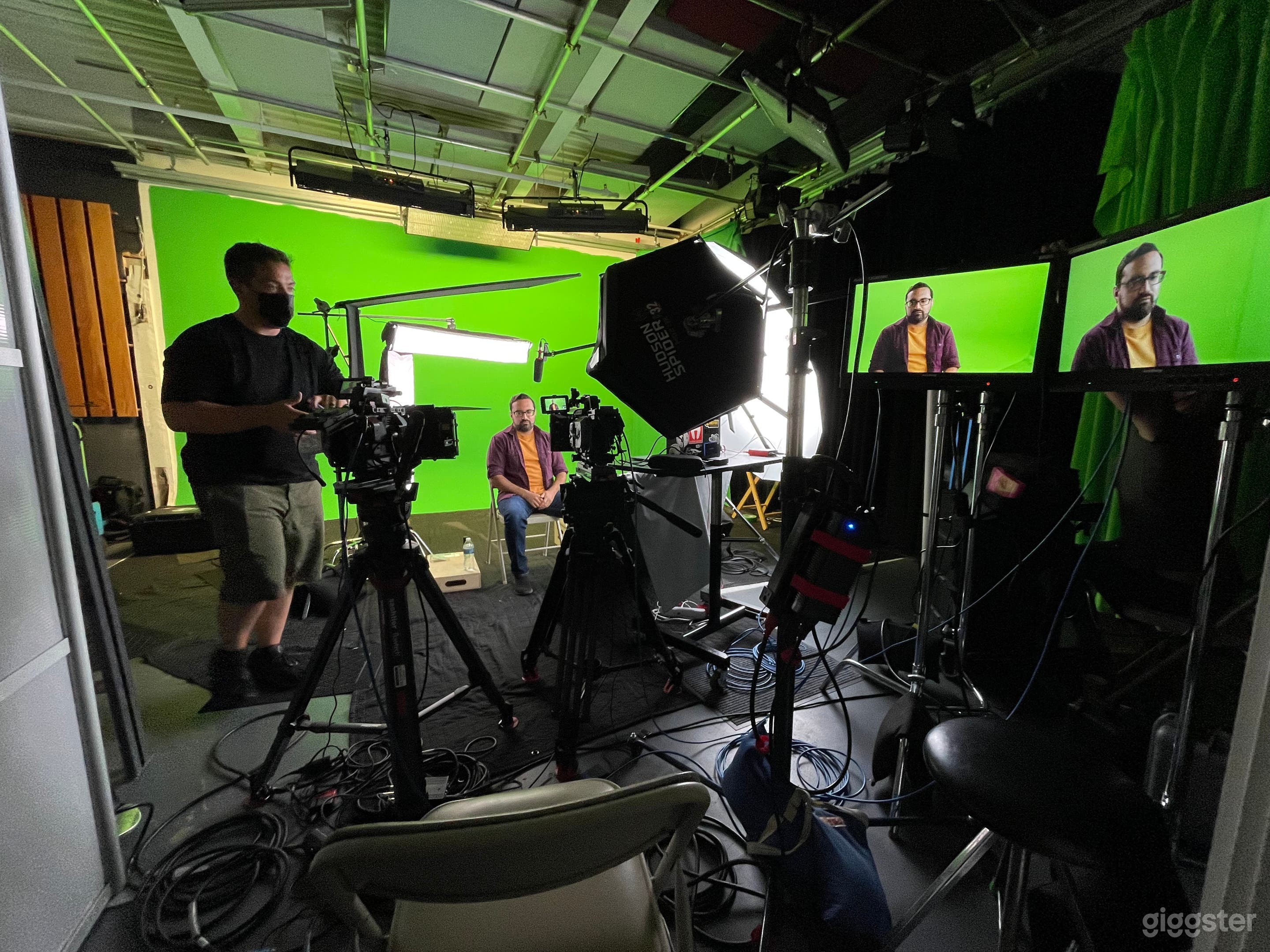 2-camera angle interviews