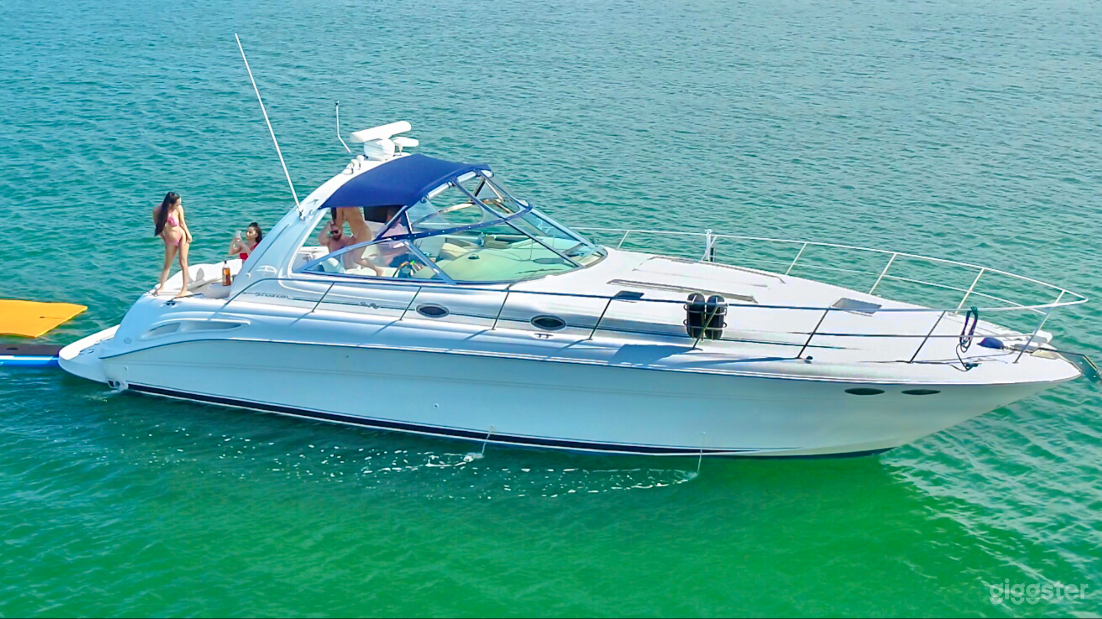 46ft Fun Party Cruiser (NO PLANS) Photo 1