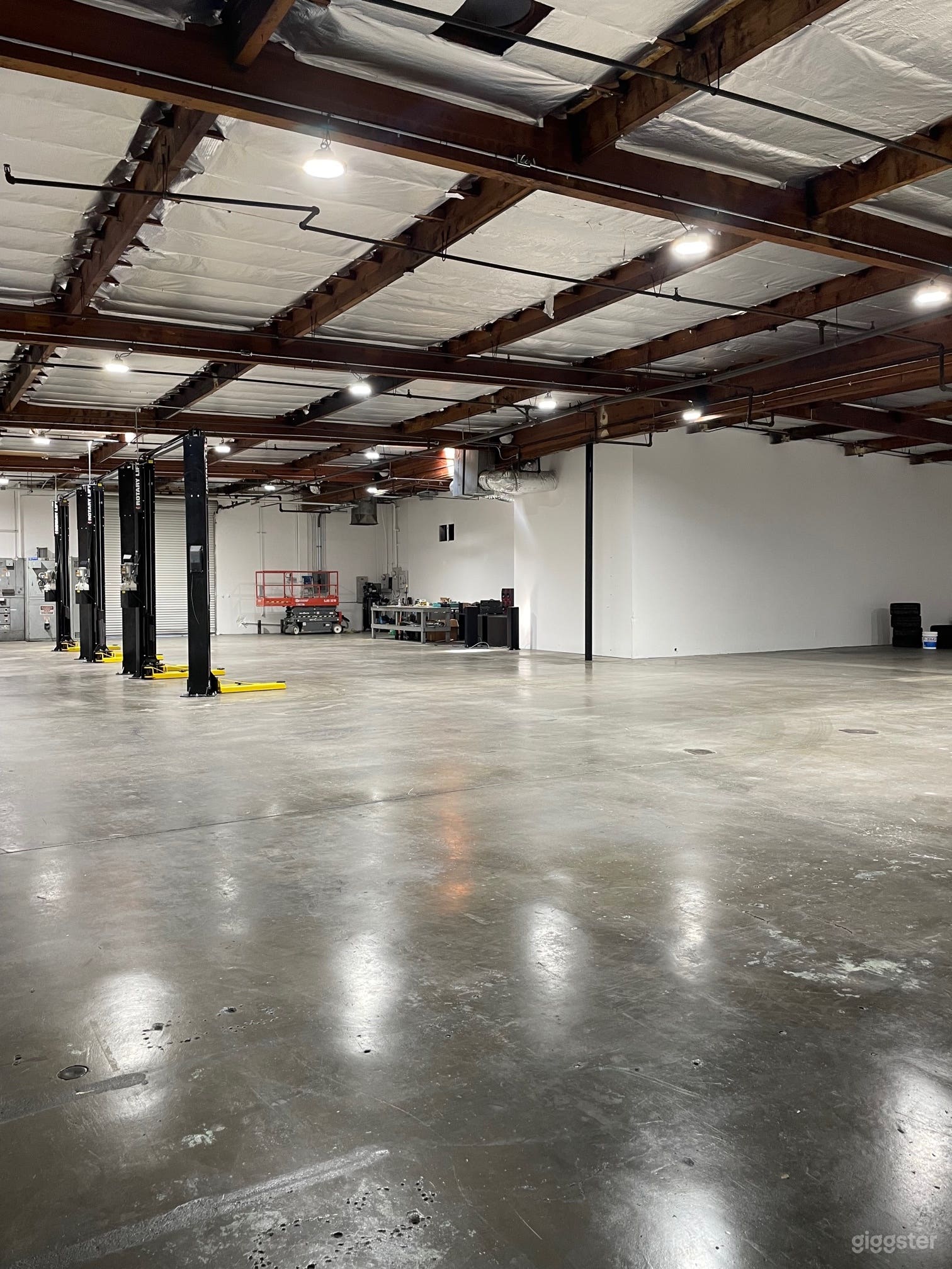 View from back wall toward front of building.