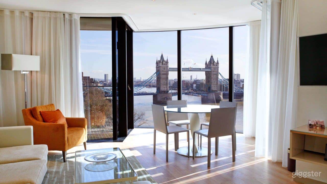 Stunning apartment with river view Photo 1