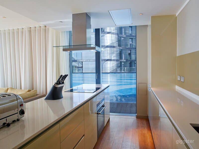 Stunning apartment with river view Photo 2