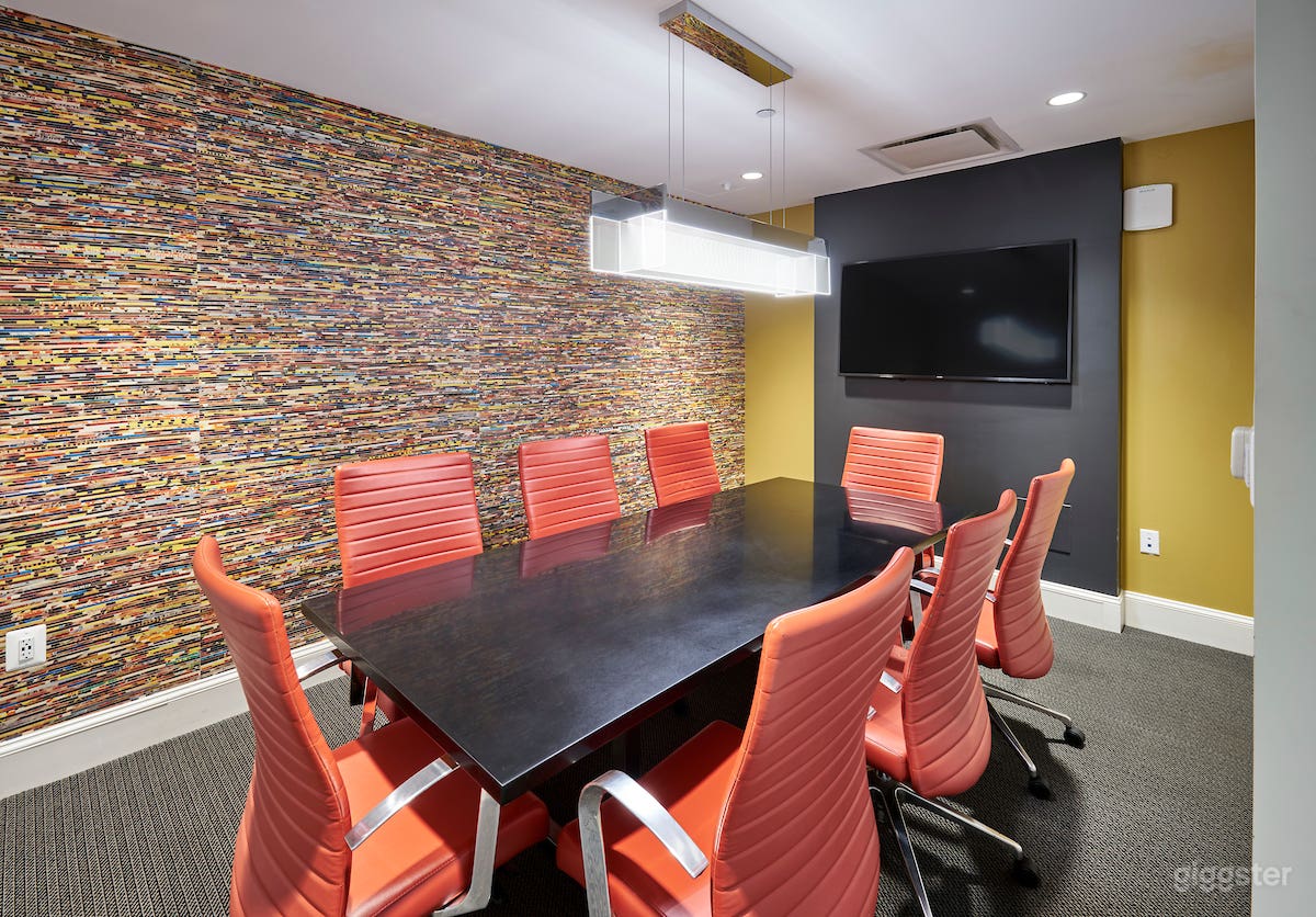 Colorful Conference Room in DuPont Circle Photo 1