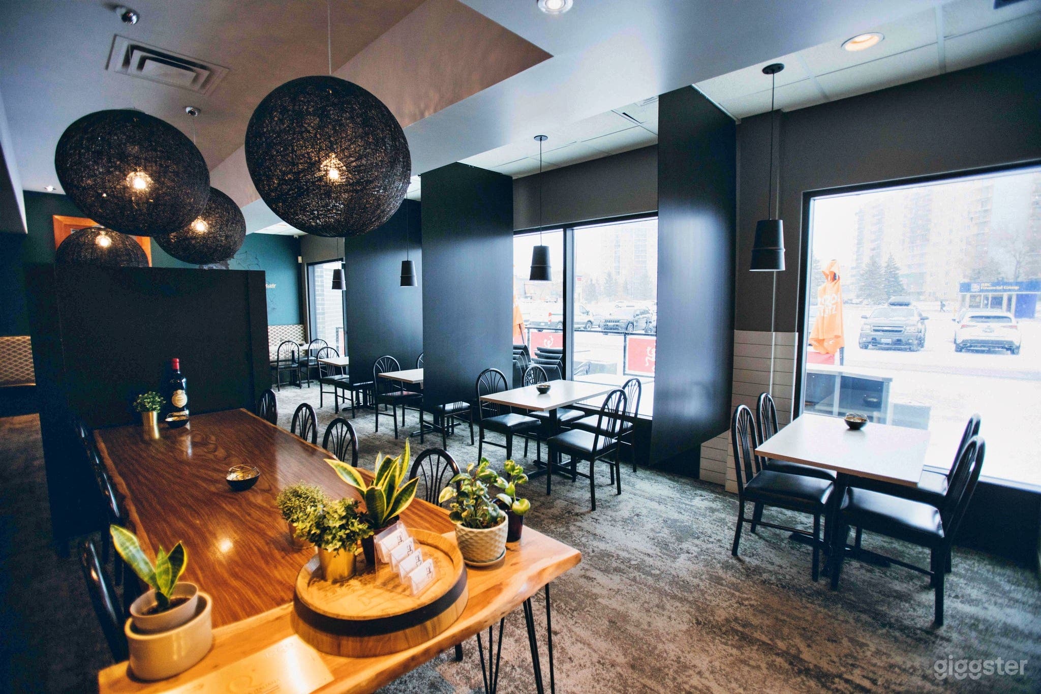 The Luminary Dining Area Photo 3