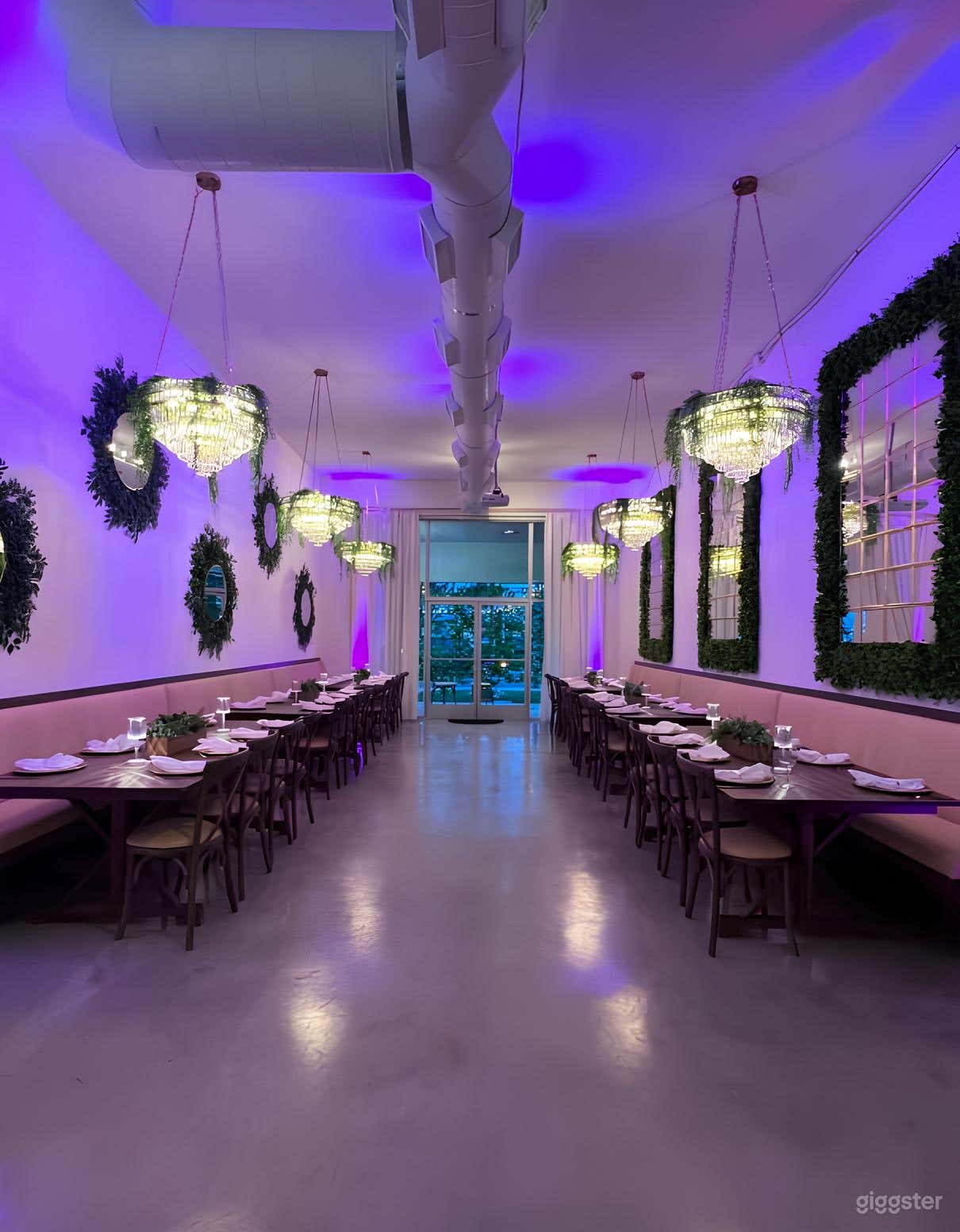 Chic Venue for Parties, Events, Dinners, and More! Photo 4