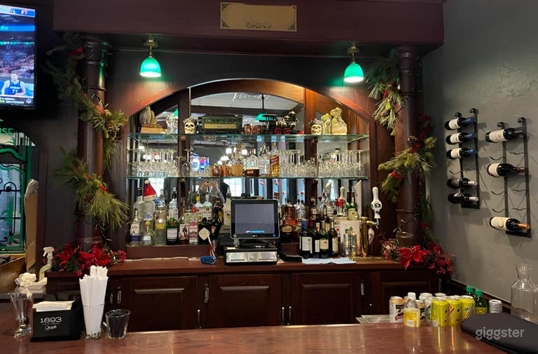  European Pub-Inspired Events Space 