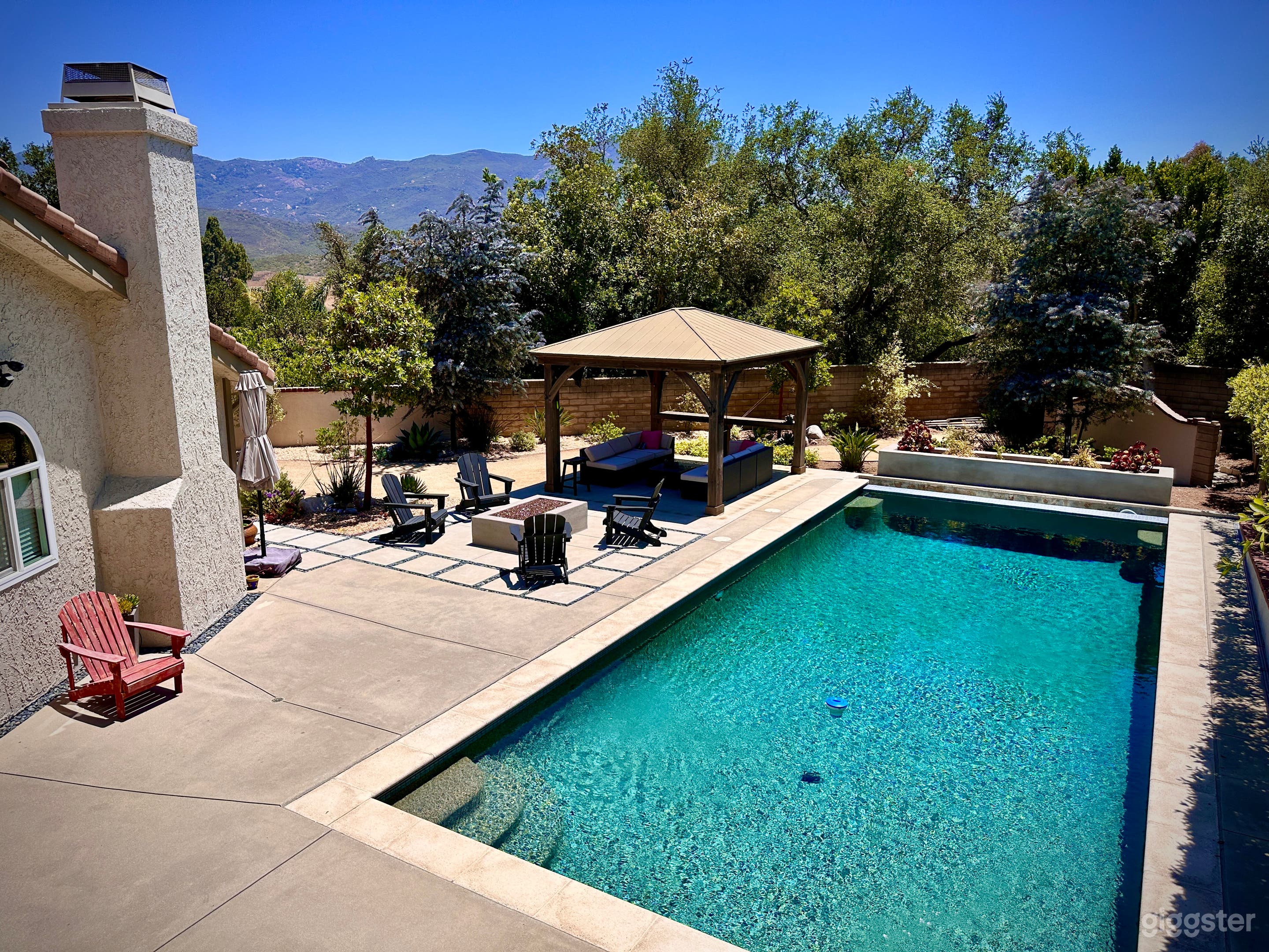 Pool facing the mountains.