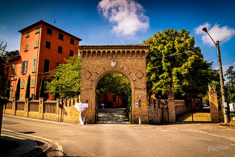  Palazzo nobiliare del '700 con ambienti d’epoca 