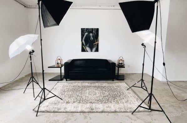 Studio D - Staged Space Studio Perfect for Filming, Commercials, and Video Content Creation Photo 2
