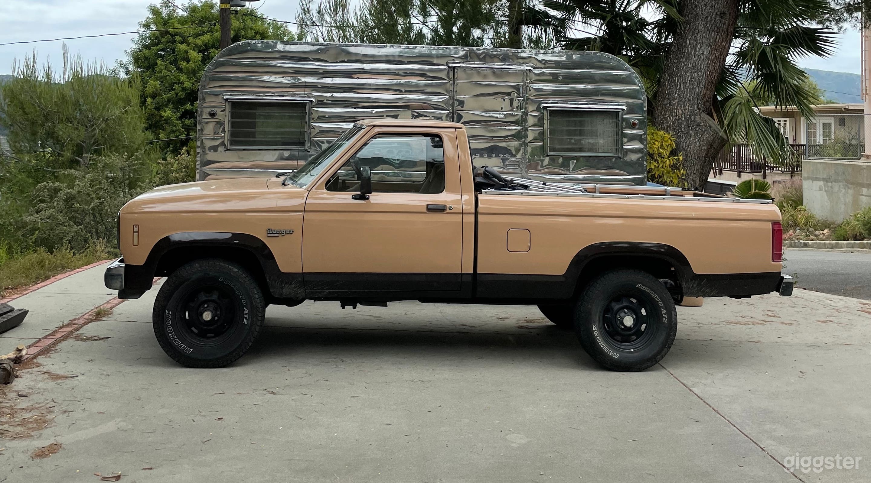 '88 Ranger 4x4 in Two-tone Tan Photo 1