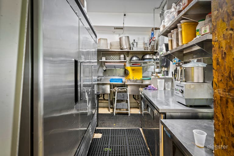  CULVER CITY HOOKAH BAR 