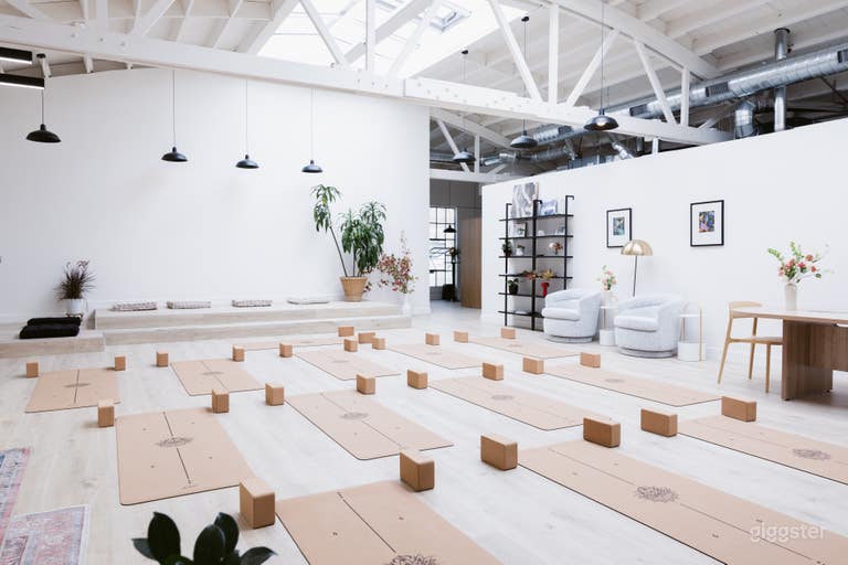  Homeland Creative Loft 