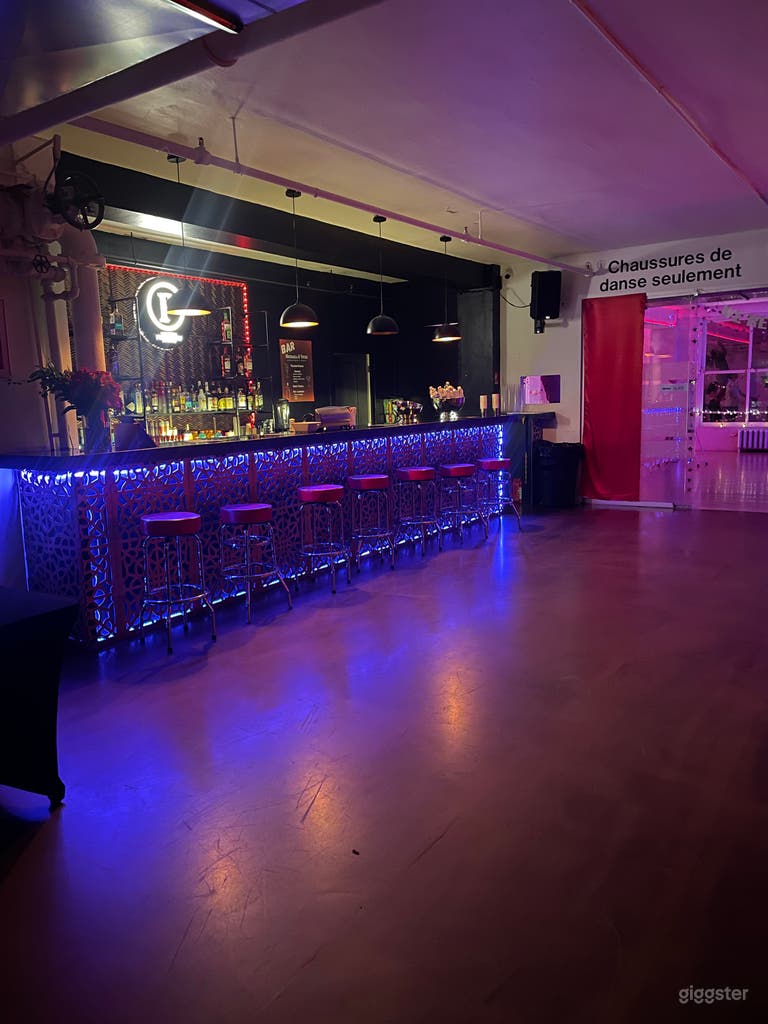  Bar avec service complet 