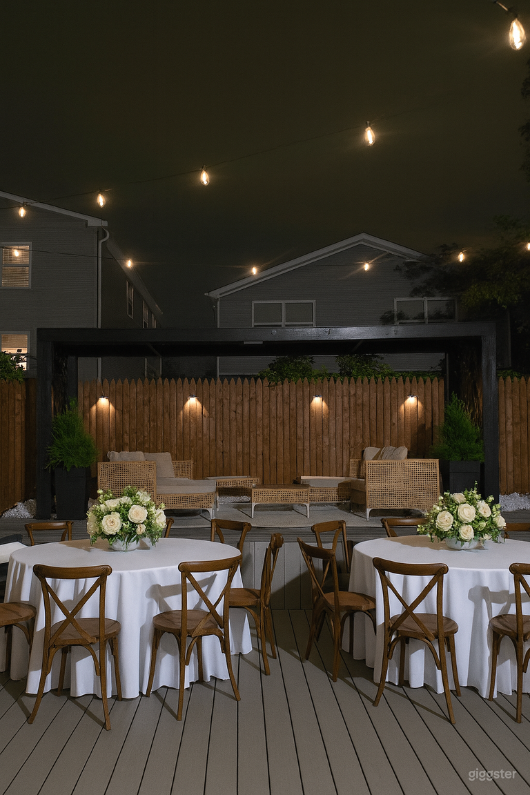  Private party room with outdoor lounge garden with firepit 