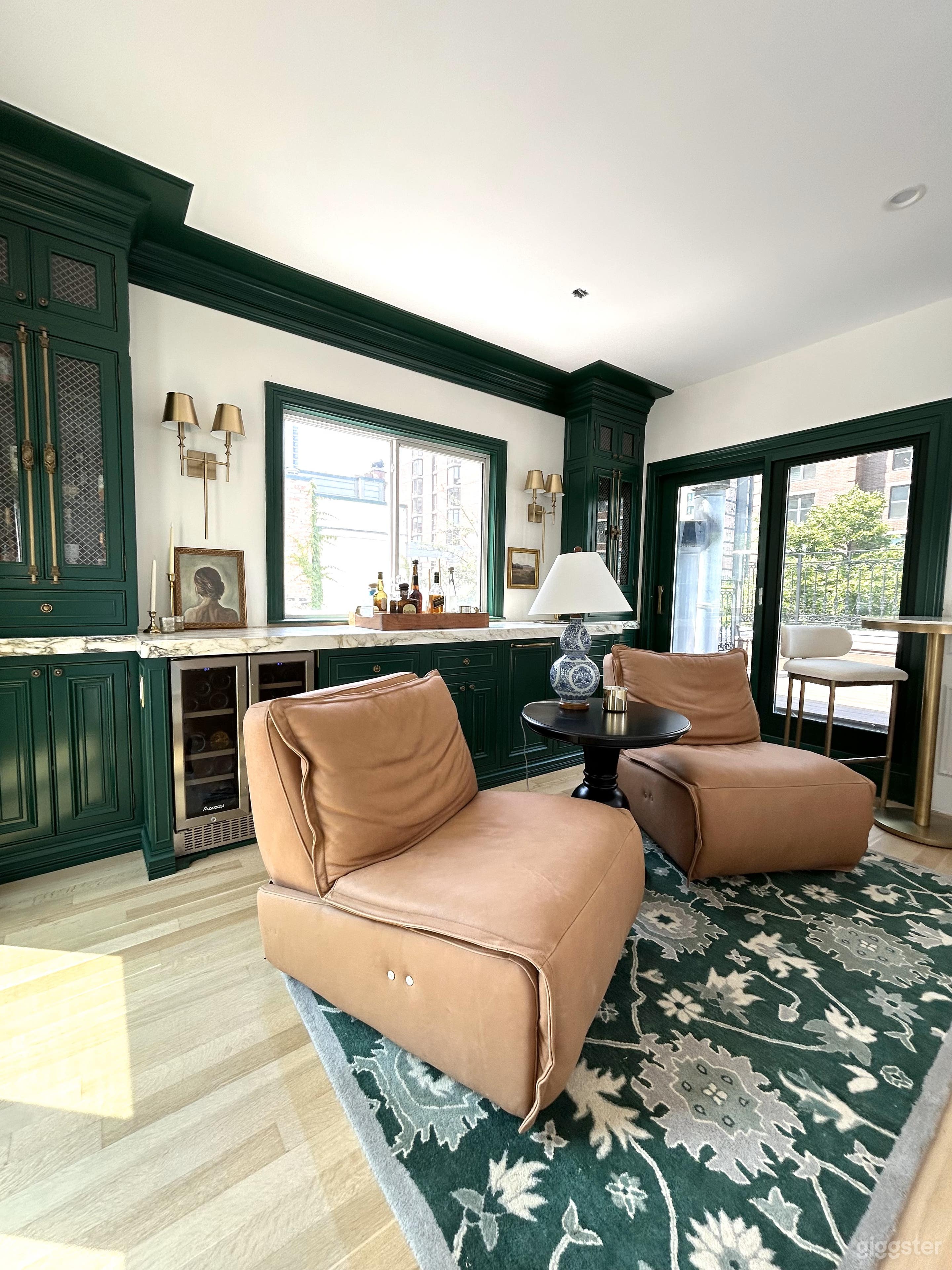 4th Floor rooftop bar 