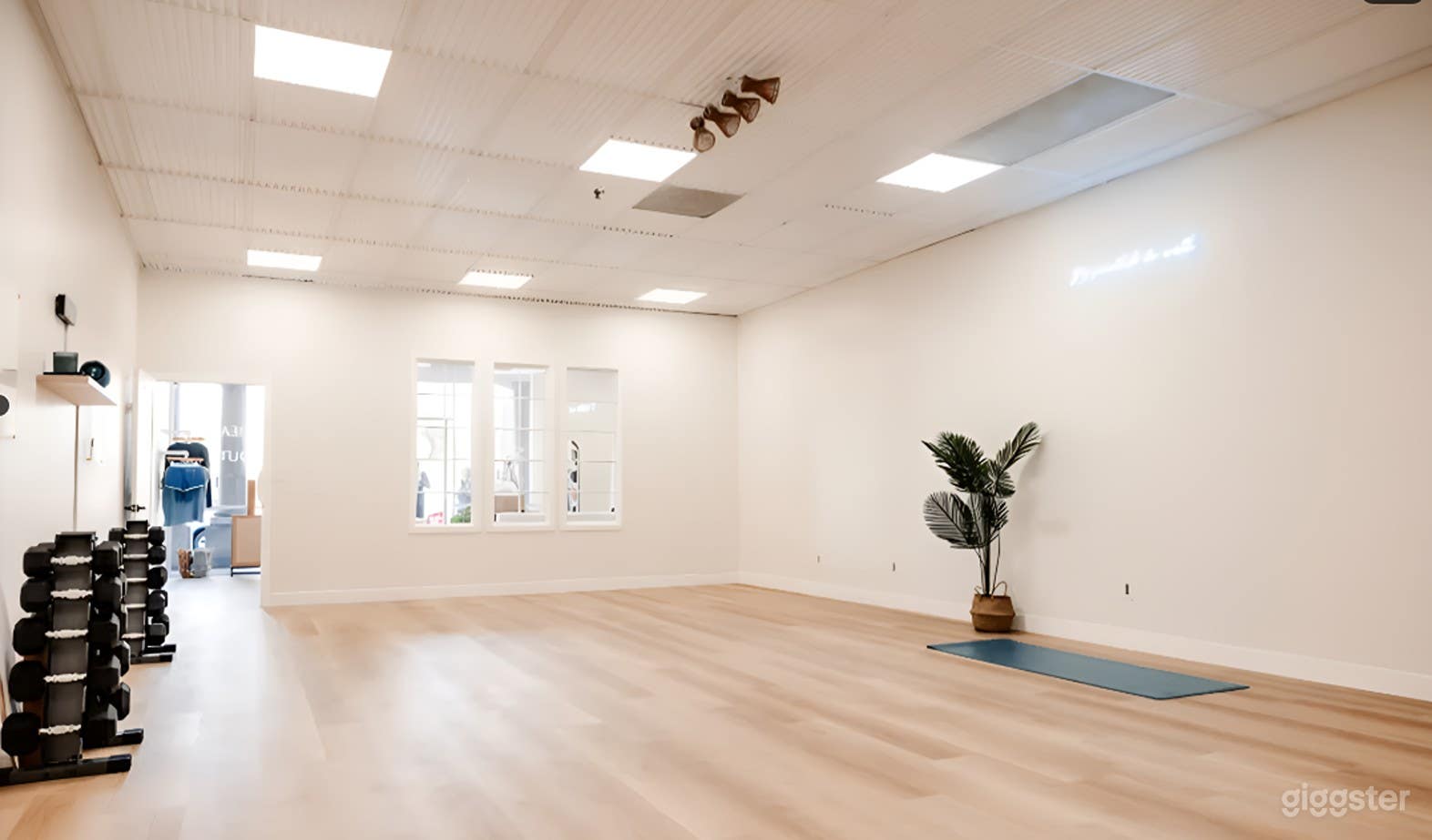 Stunning and Modern Yoga Studio Photo 1