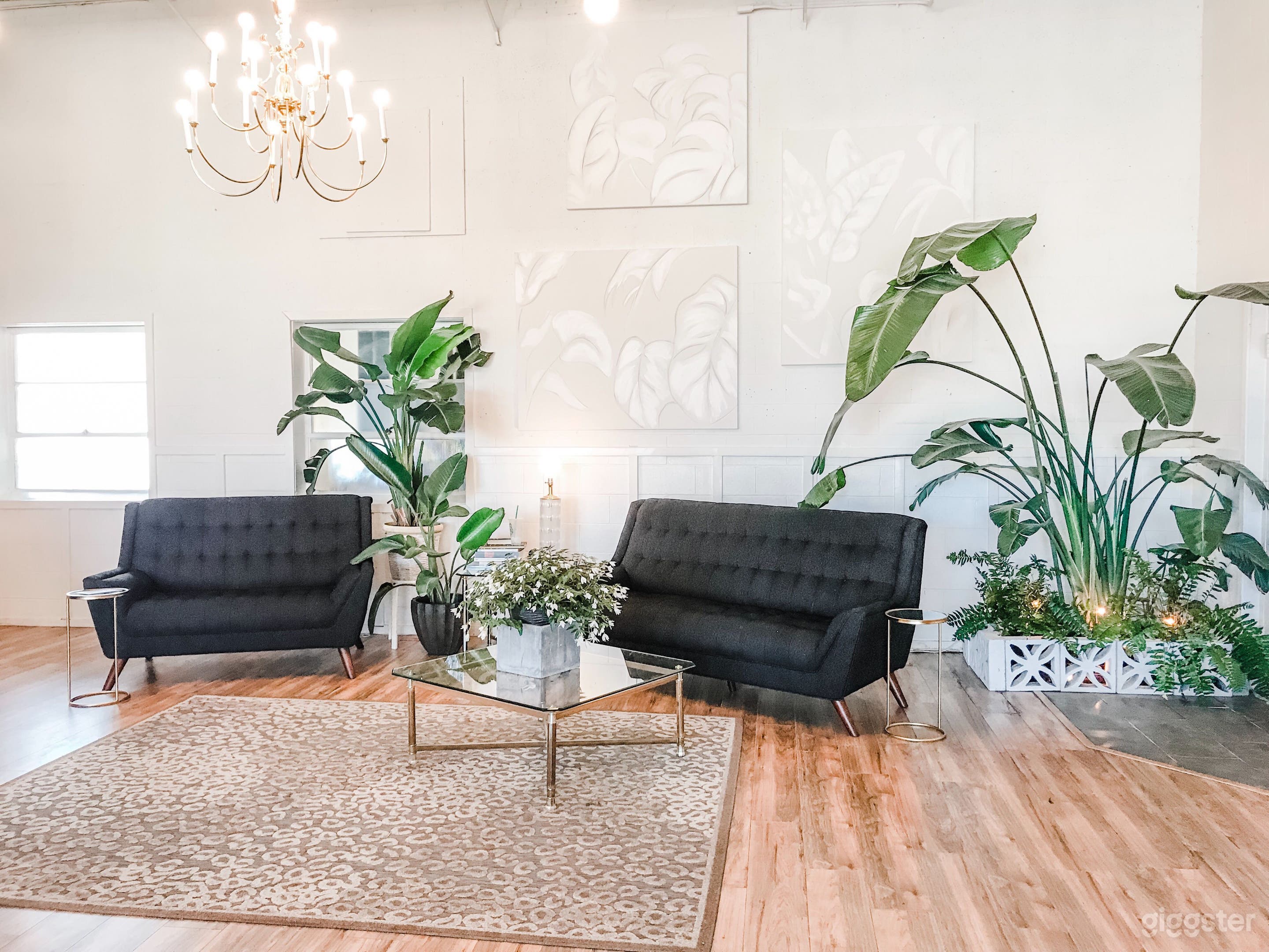 Stuido A seating area.