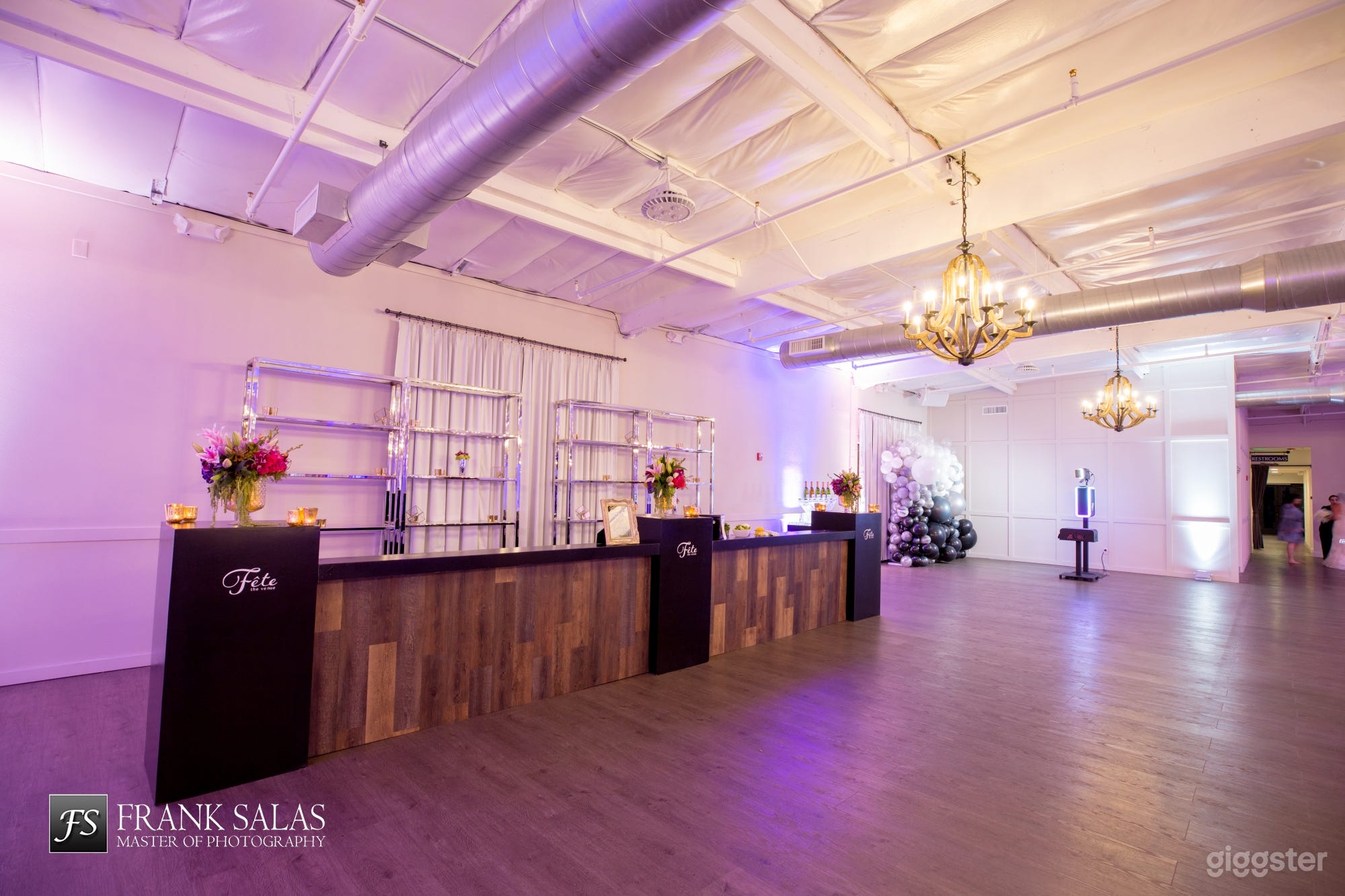 Large open space - up to 450 guests