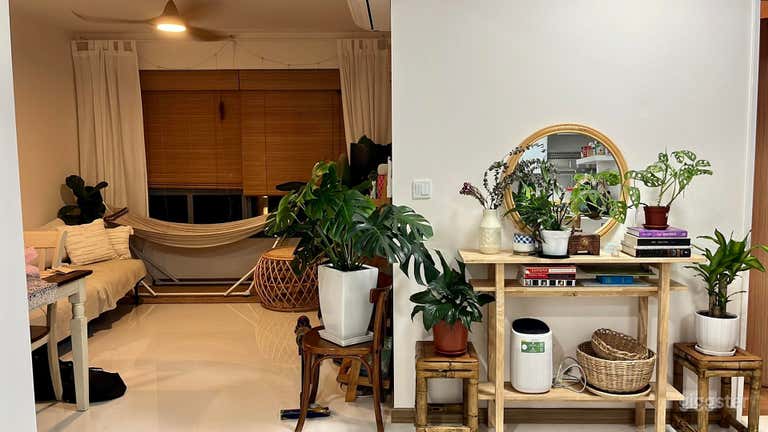  Another addition is our hallway console. It provides a good visual flow and connection of the kitchen space and the living room 