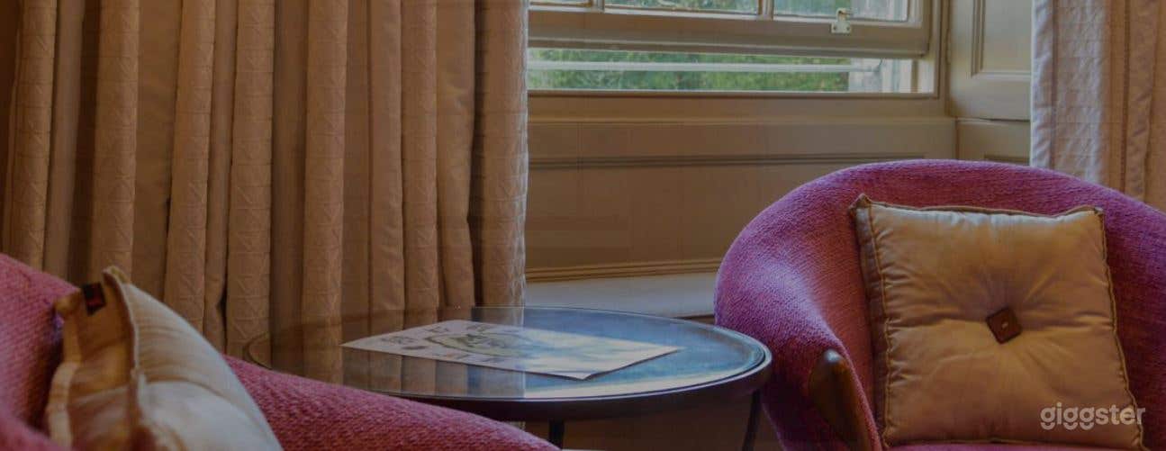 The Comfy Room with Swoon-Worthy Views Photo 3