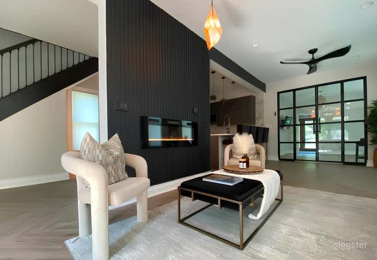  Maison Blanc Noir Victorian Mansion 4500sq ft 