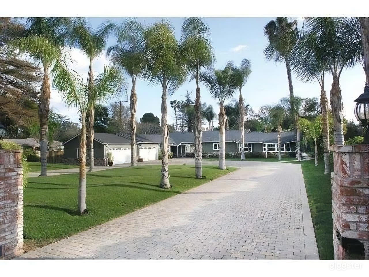 Sherwood Forest Luxury Estate – Resort-Style Production Gem Photo 1