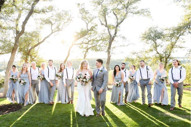 Lawn &amp; Views in Dripping Springs Photo 3